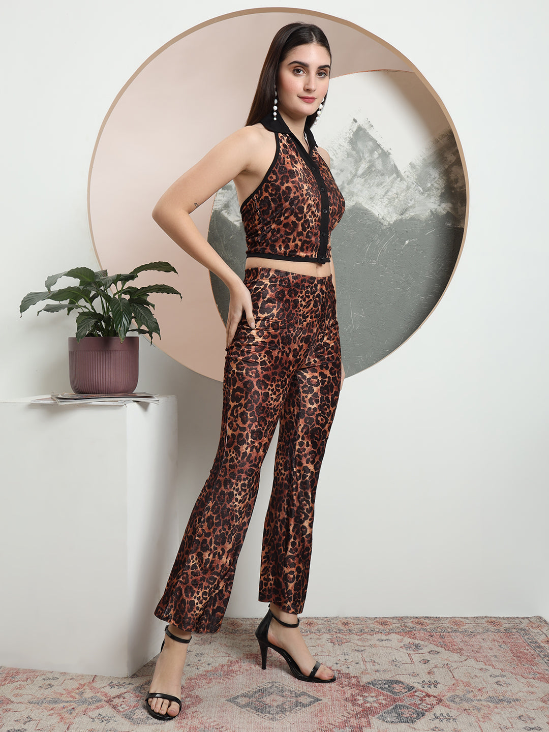 The Roselle Women Animal Printed Velvet Co-ord Set